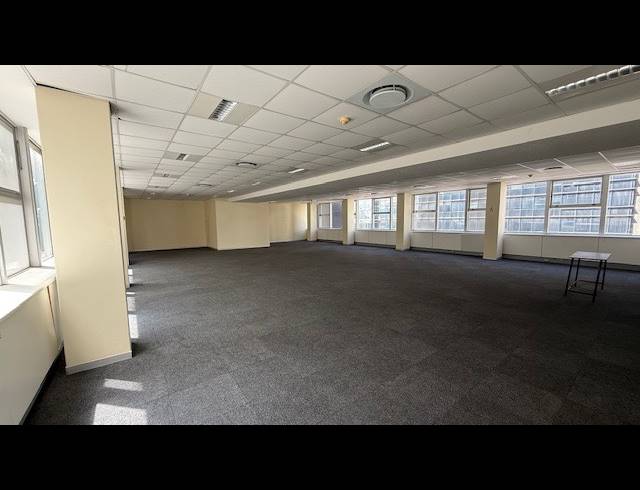 273M² OFFICE TO LET IN DURBAN CENTRAL